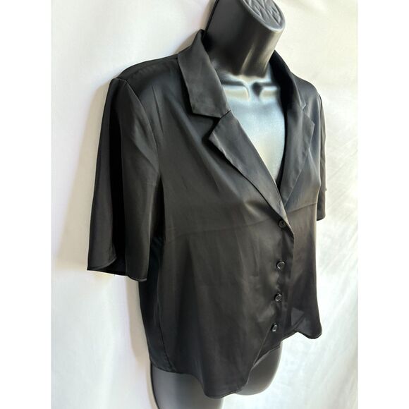 Divided NEW Satin Black Cropped Button Down Blouse Shirt Top Size XS/S Classic - Picture 3 of 9